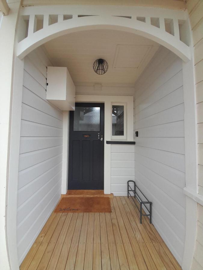 מסטרטון Character 1-Bedroom Unit מראה חיצוני תמונה
